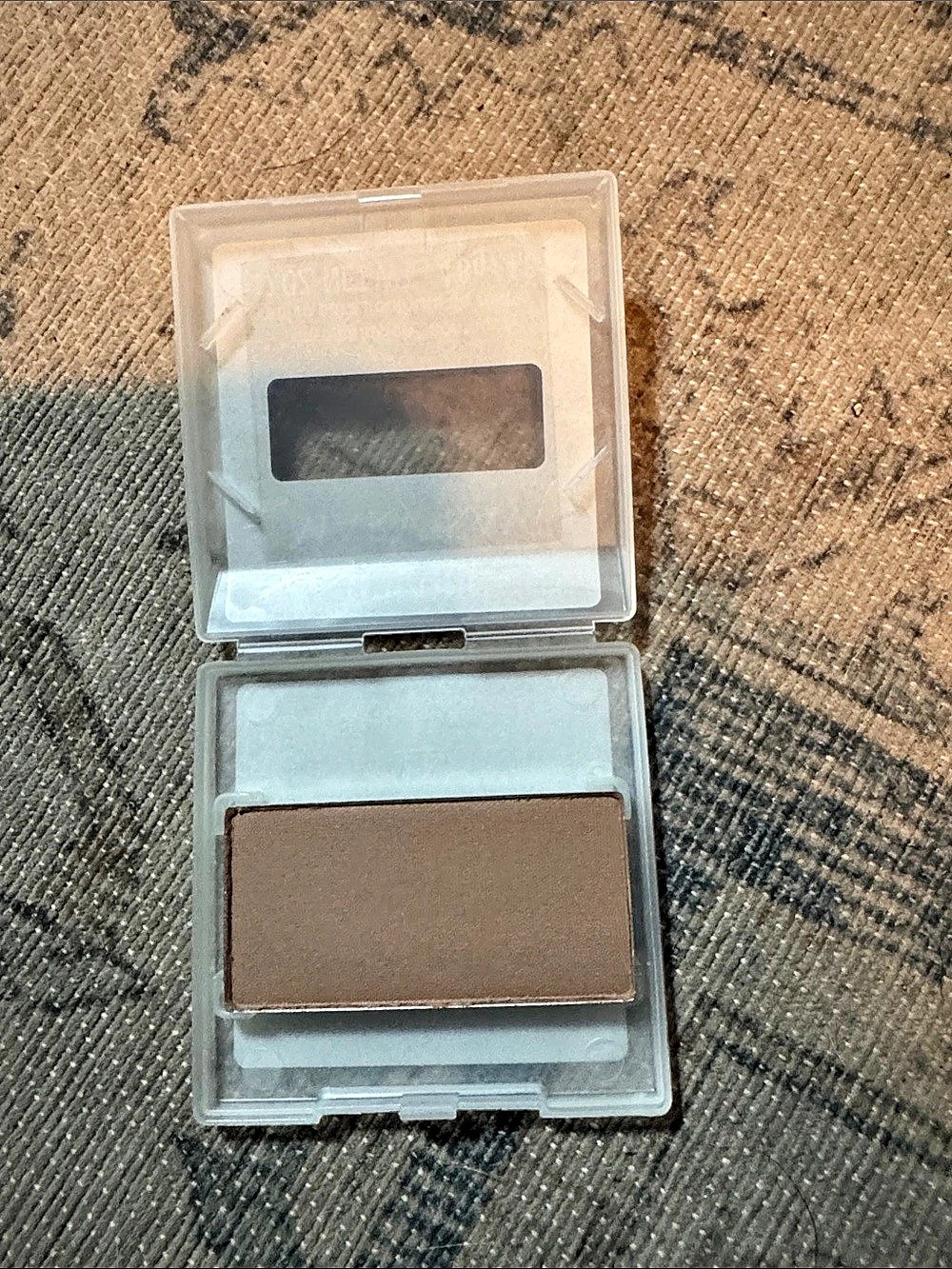 Mary Kay Chromafusion contour in Brown